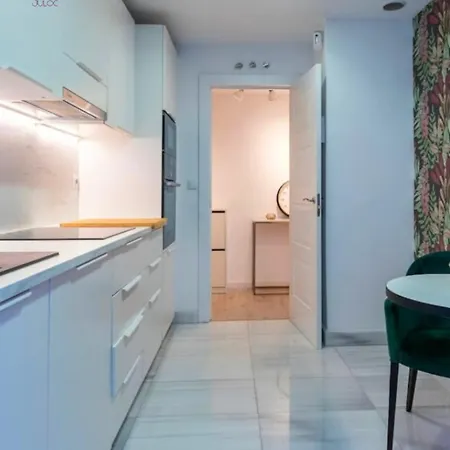 La Familiale - Austerlitz Apartment